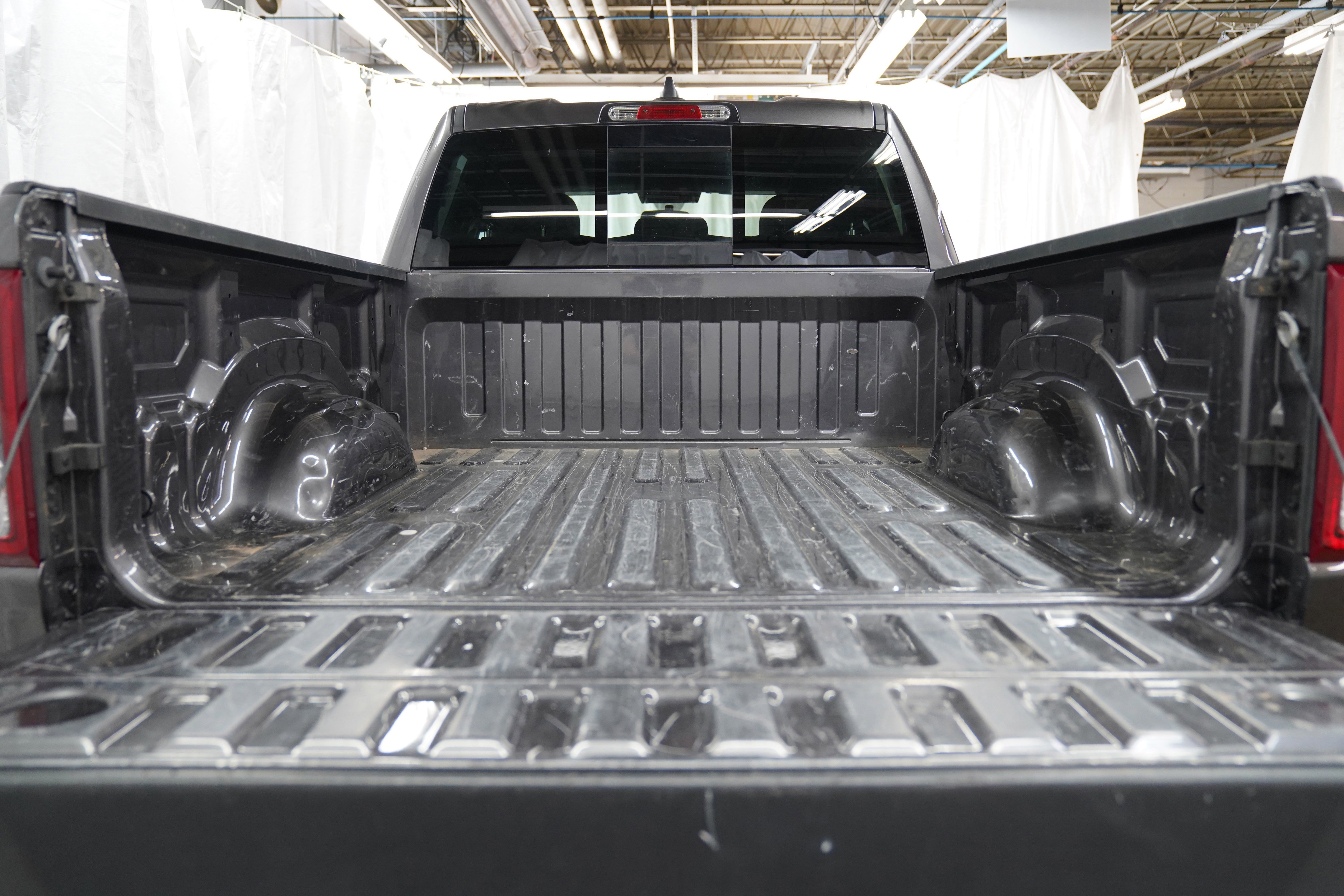 Certified 2023 RAM 1500 Tradesman w/ Warlock PACKAGE image 7