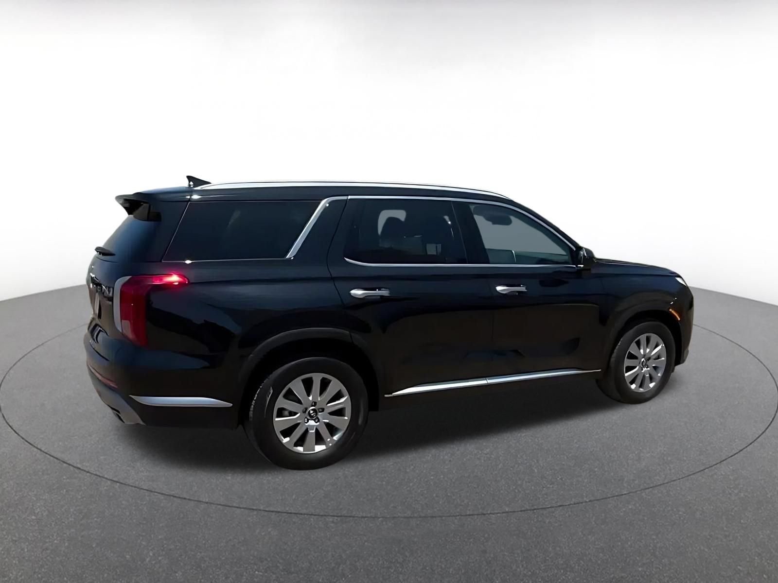 Used 2025 Hyundai Palisade SEL AWD/4WD image 14