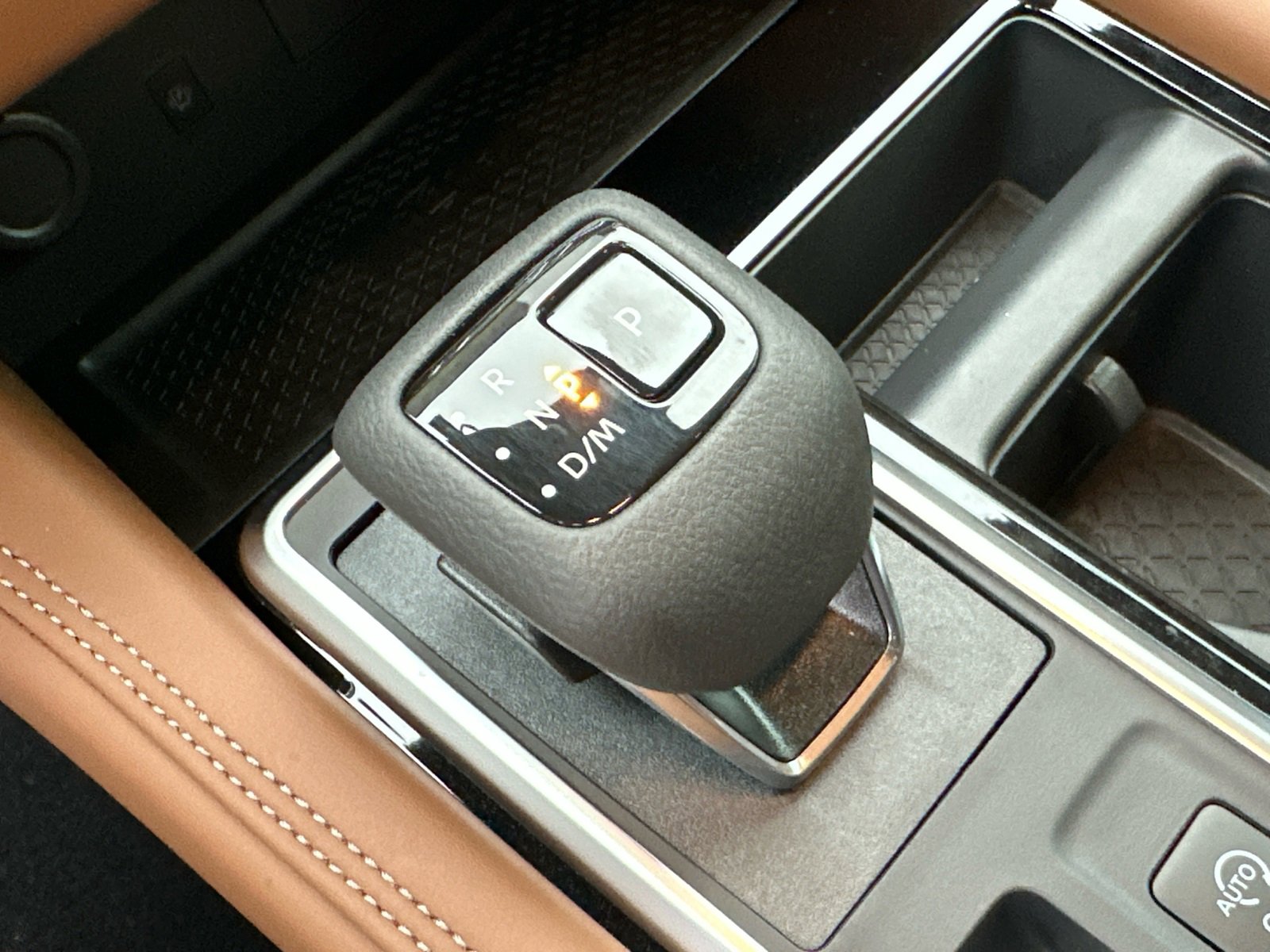 New 2025 Nissan Pathfinder Platinum image 35