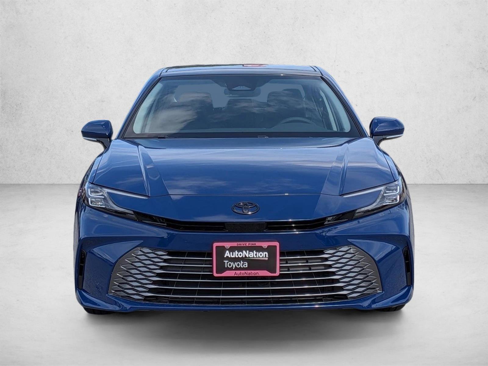 Used 2026 Toyota Camry XLE FWD image 6