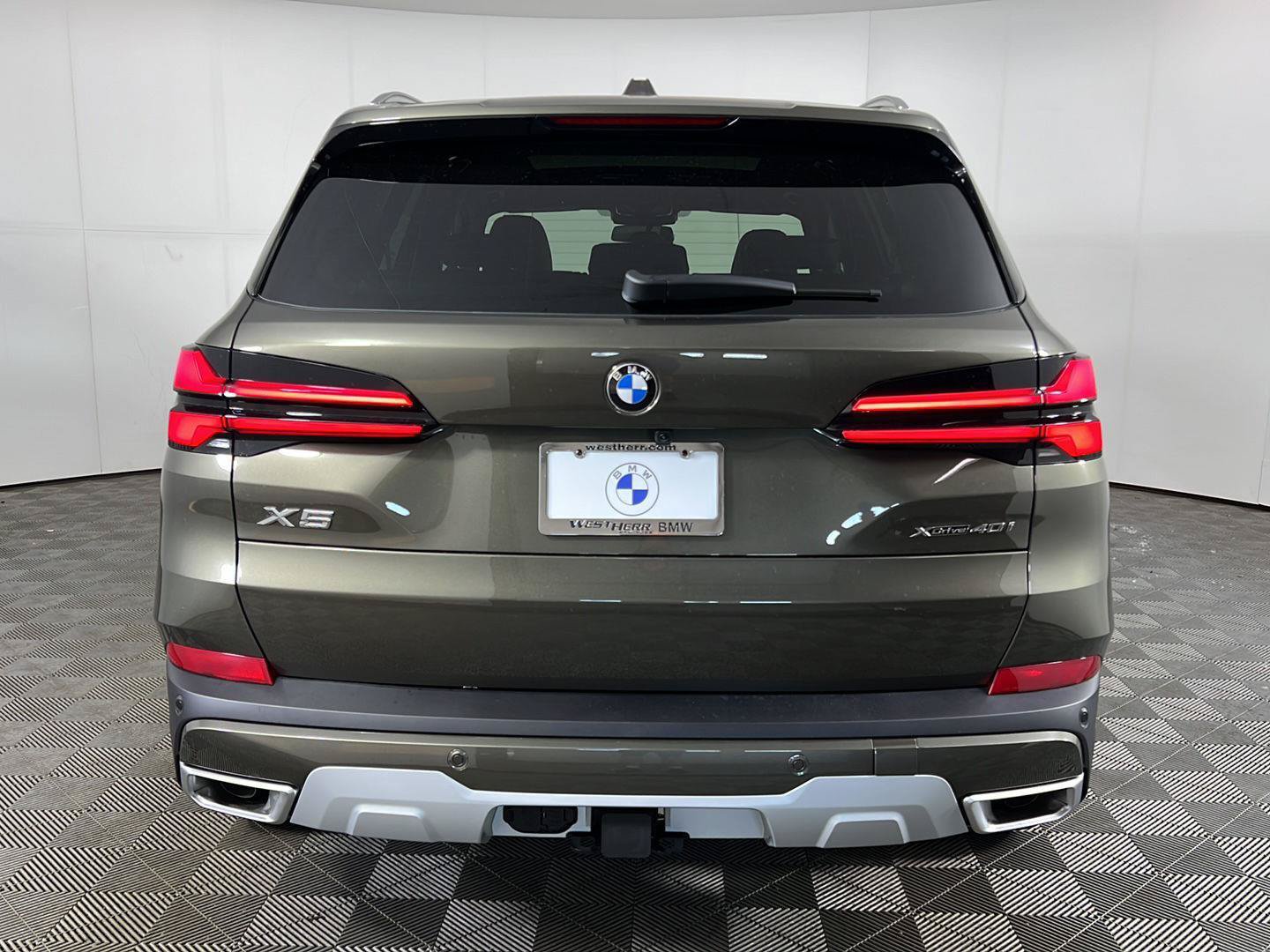 New 2026 BMW X5 xDrive40i AWD/4WD image 3