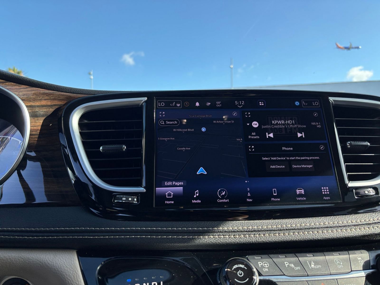 Used 2022 Chrysler Pacifica Limited FWD image 20