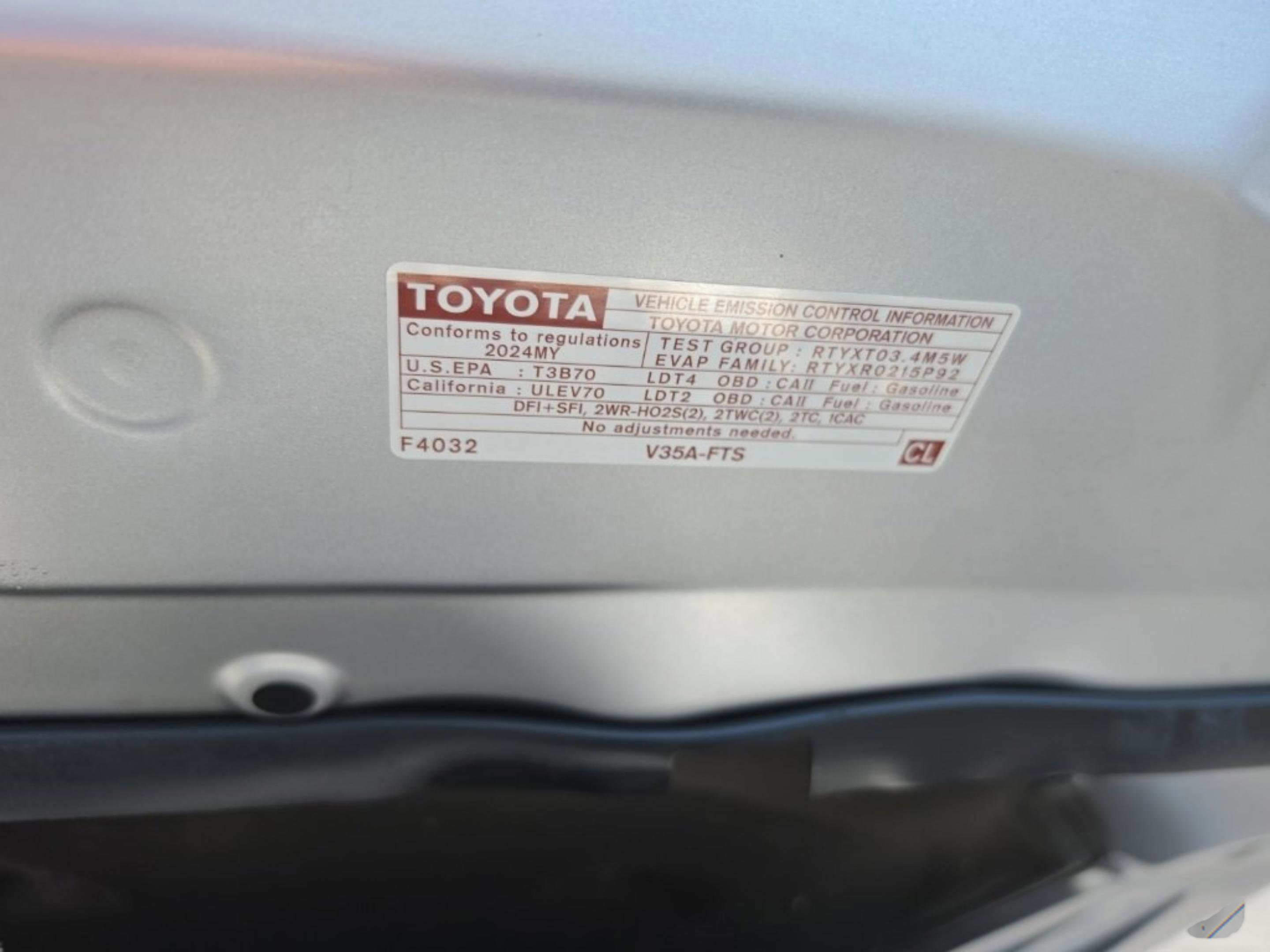Used 2024 Toyota Tundra Limited image 11