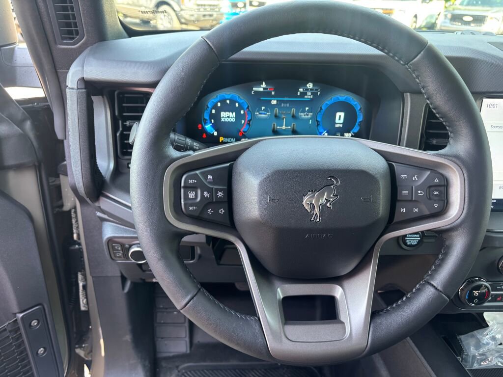 New 2025 Ford Bronco Badlands image 18