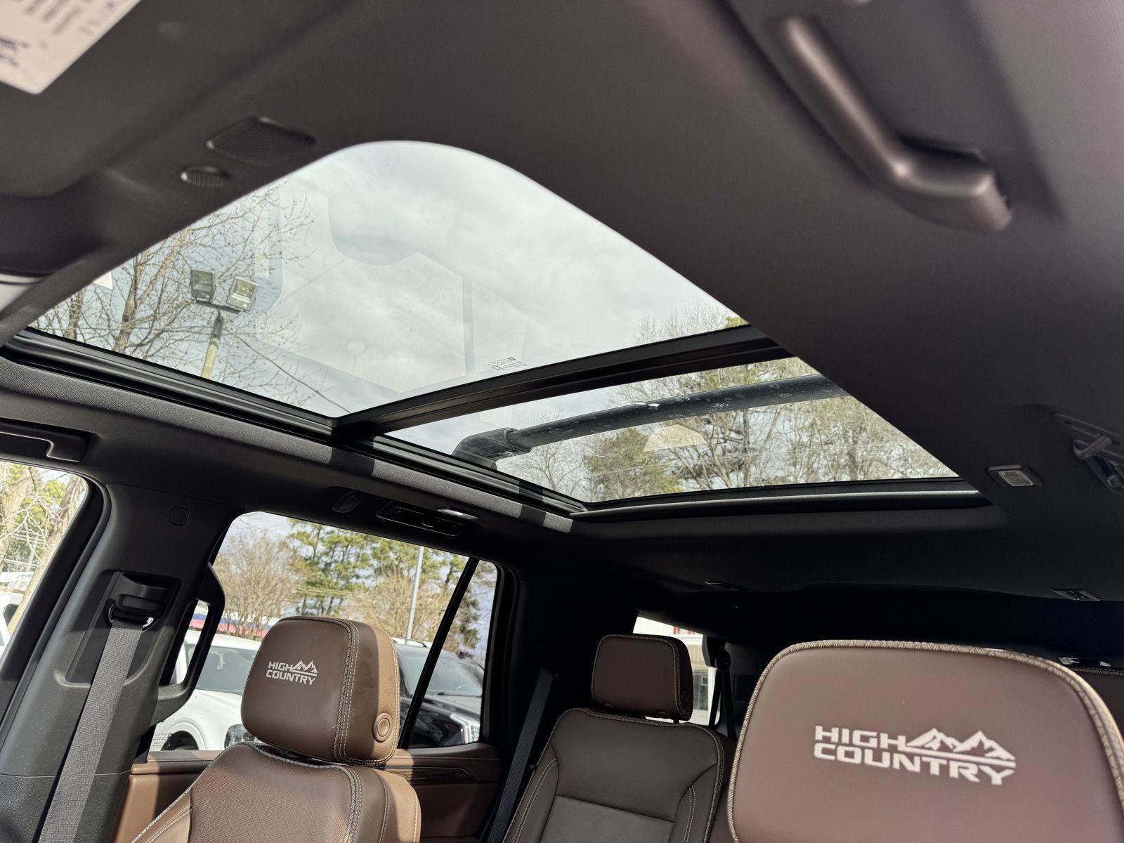 Used 2021 Chevrolet Tahoe High Country image 5