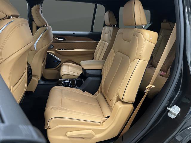 Used 2024 Jeep Grand Cherokee L Summit image 33