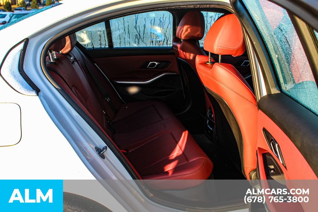 Used 2025 BMW 330i xDrive Sedan AWD/4WD image 18