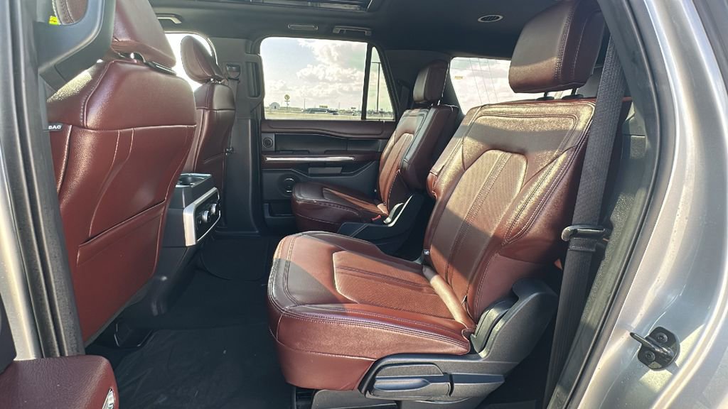 Used 2024 Ford Expedition Max Limited image 32
