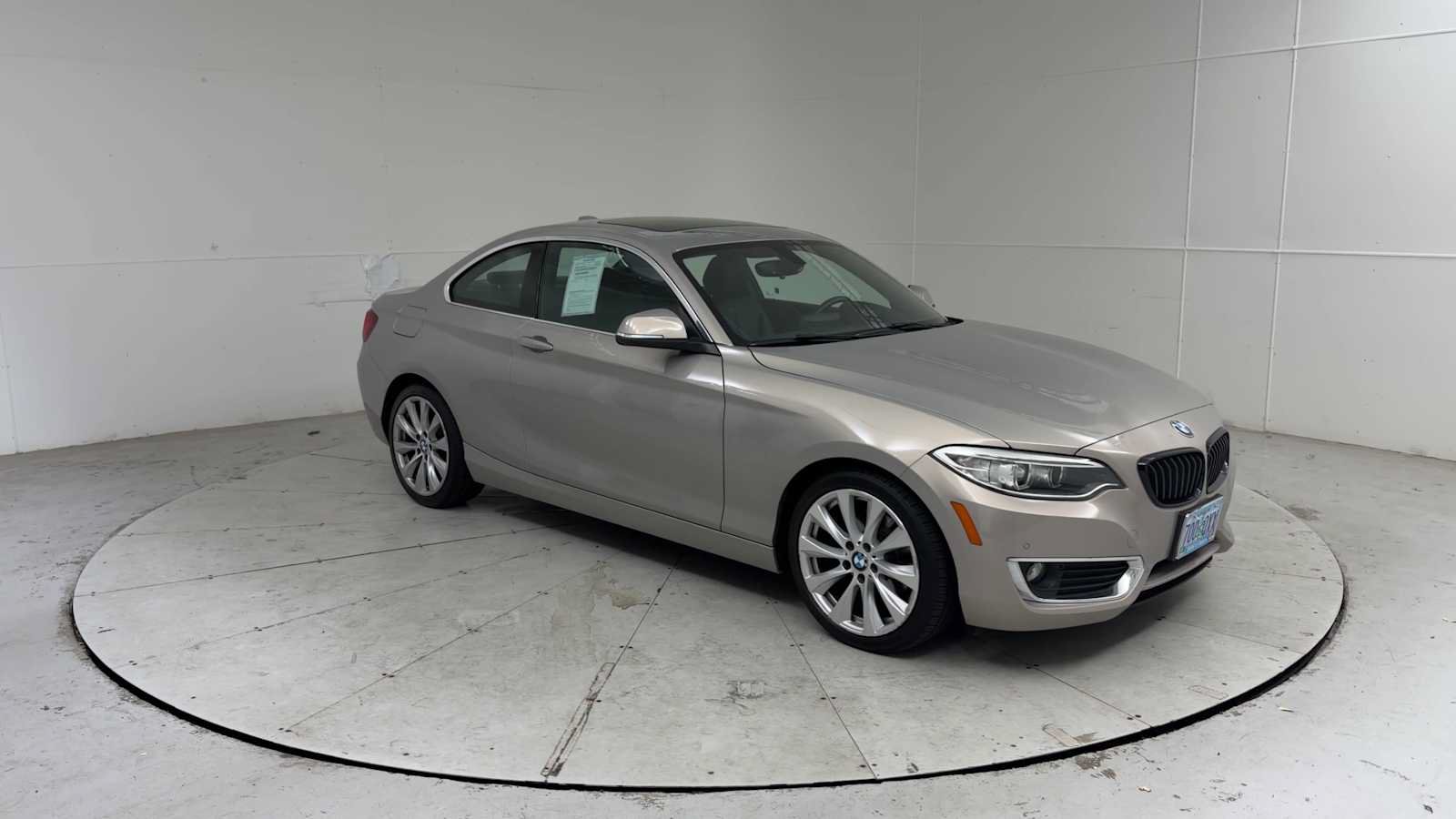 Used 2016 BMW 228i xDrive Coupe AWD/4WD image 8