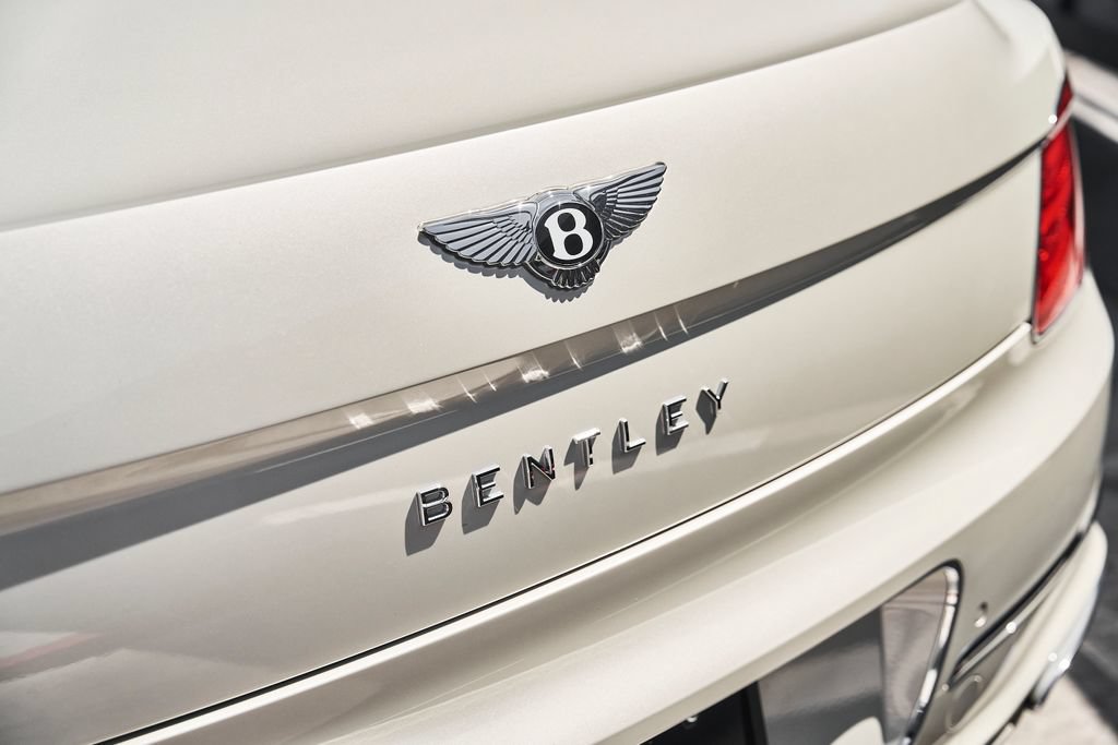 Used 2022 Bentley Flying Spur W12 AWD/4WD image 11