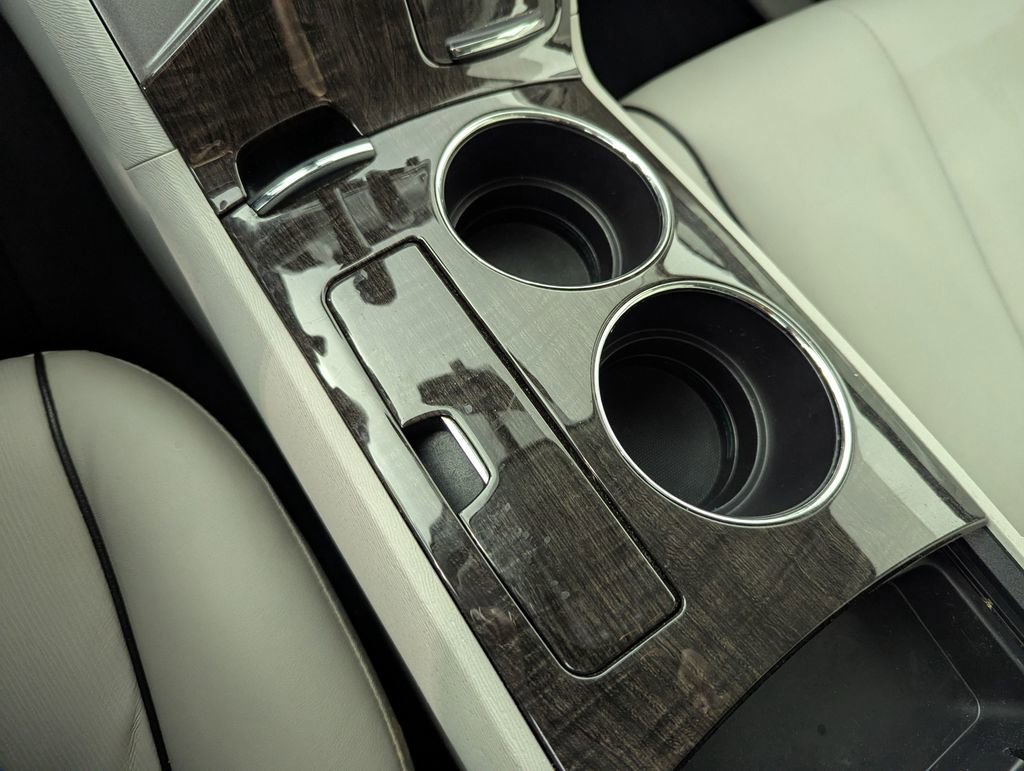 Used 2014 Toyota Venza XLE FWD image 44