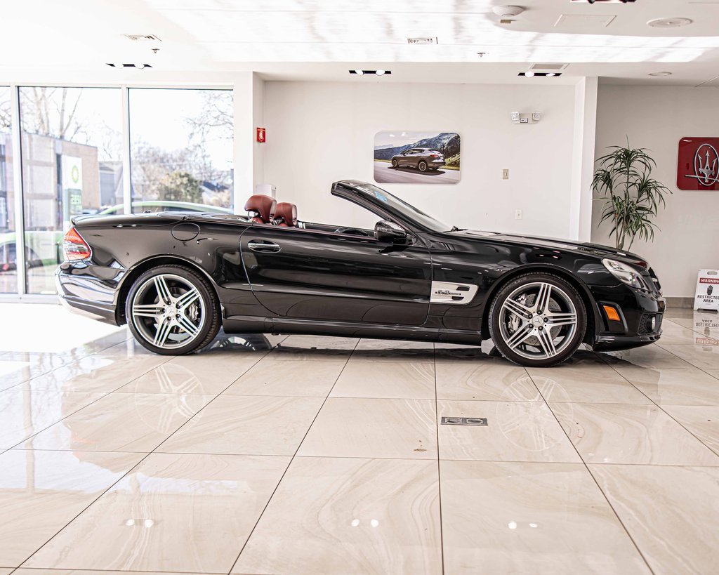 Used 2011 Mercedes-Benz SL 63 AMG SL 63 AMG w/ Premium I Pkg image 10
