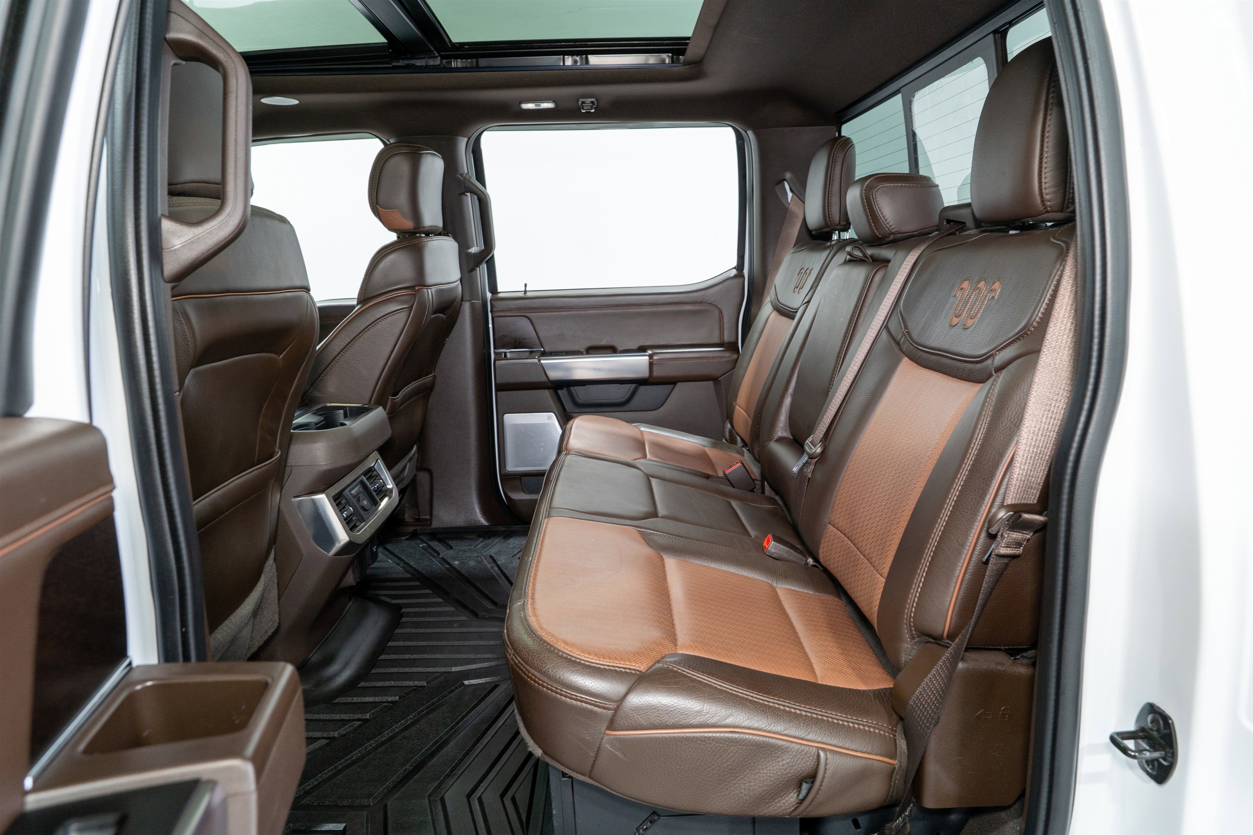 Used 2023 Ford F250 King Ranch w/ Chrome Package image 40