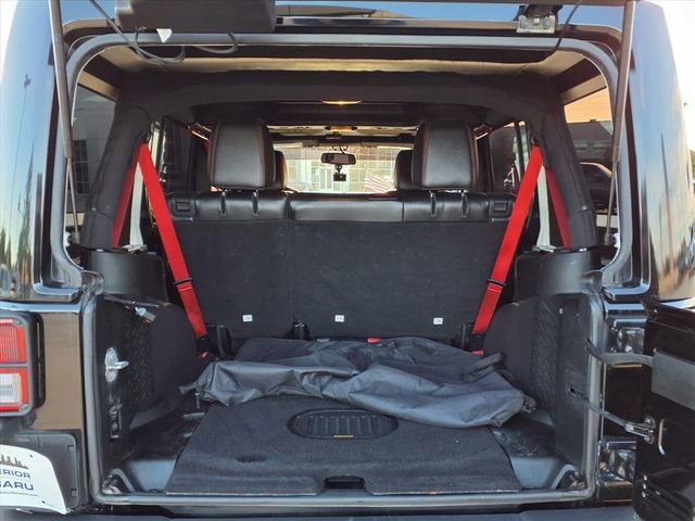 Used 2018 Jeep Wrangler Unlimited Rubicon AWD/4WD image 10