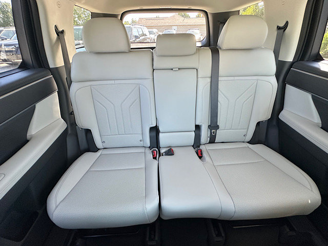 New 2027 Hyundai Santa Fe SEL AWD/4WD image 17