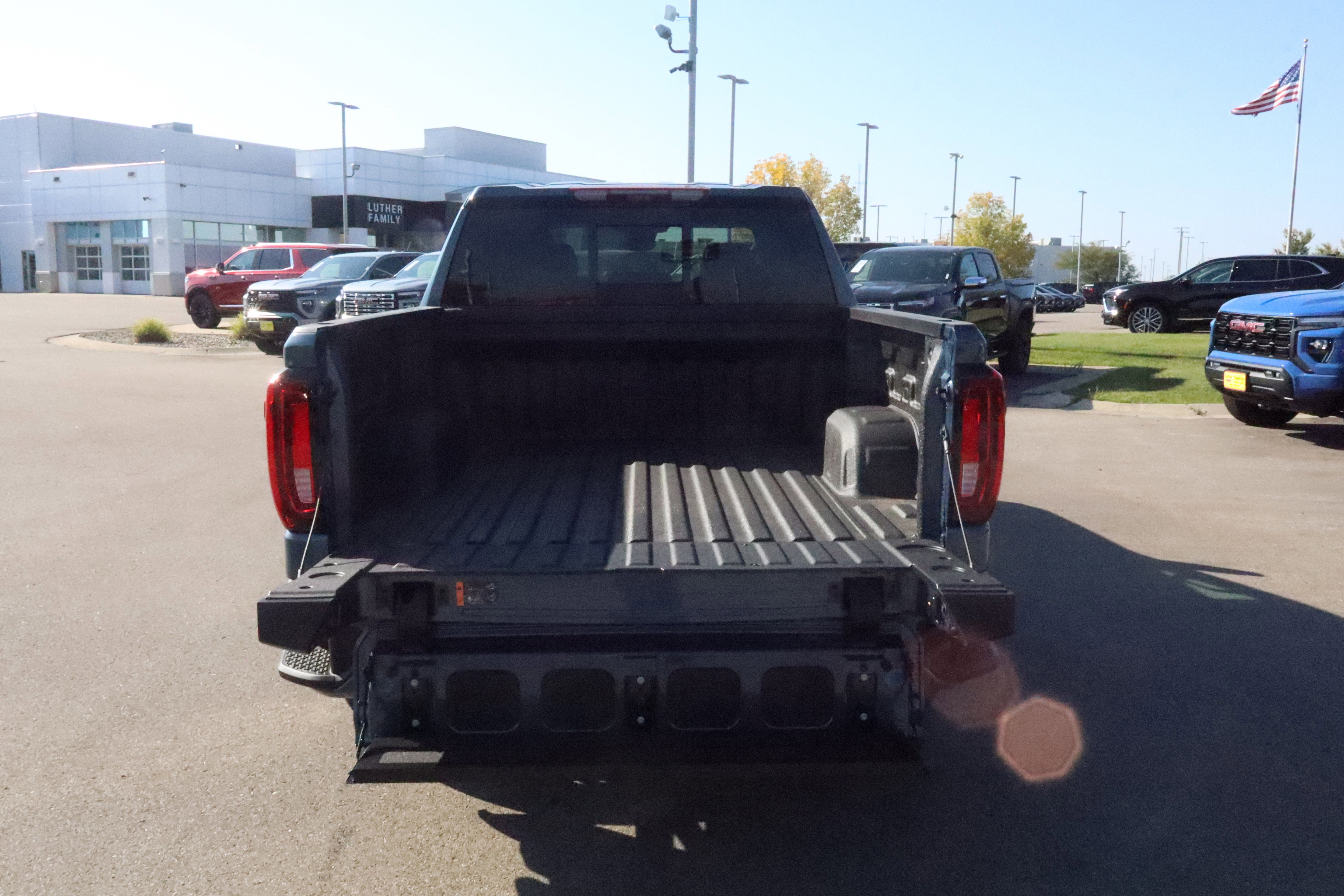New 2026 GMC Sierra 1500 Denali w/ Technology Package image 16