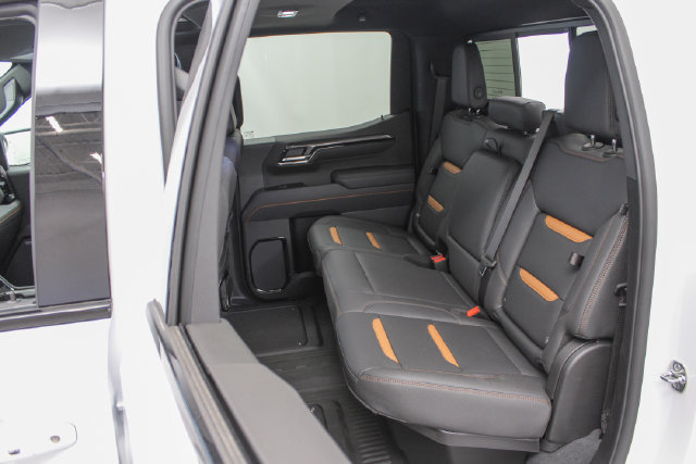 New 2026 GMC Sierra 1500 AT4 w/ AT4 Premium Package AWD/4WD image 18