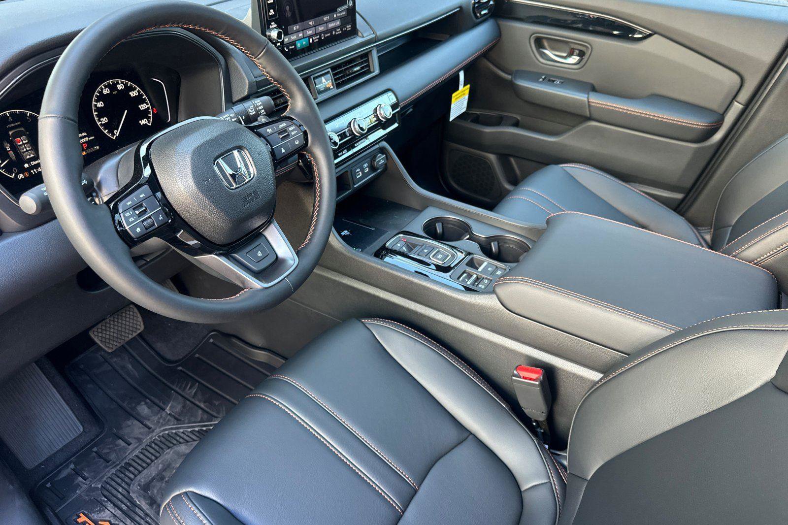 New 2025 Honda Pilot TrailSport image 7