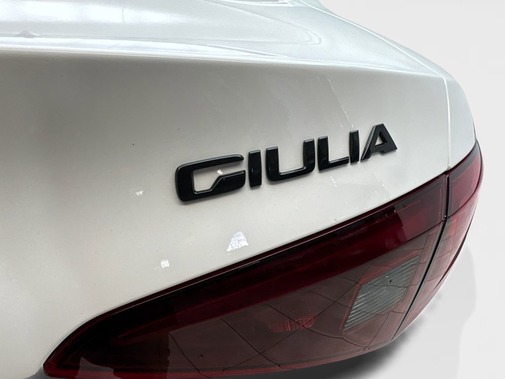 Used 2021 Alfa Romeo Giulia Ti w/ Nero Edizione RWD image 23