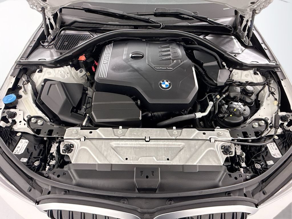 Used 2023 BMW 330i xDrive Sedan w/ Premium Package AWD/4WD image 29