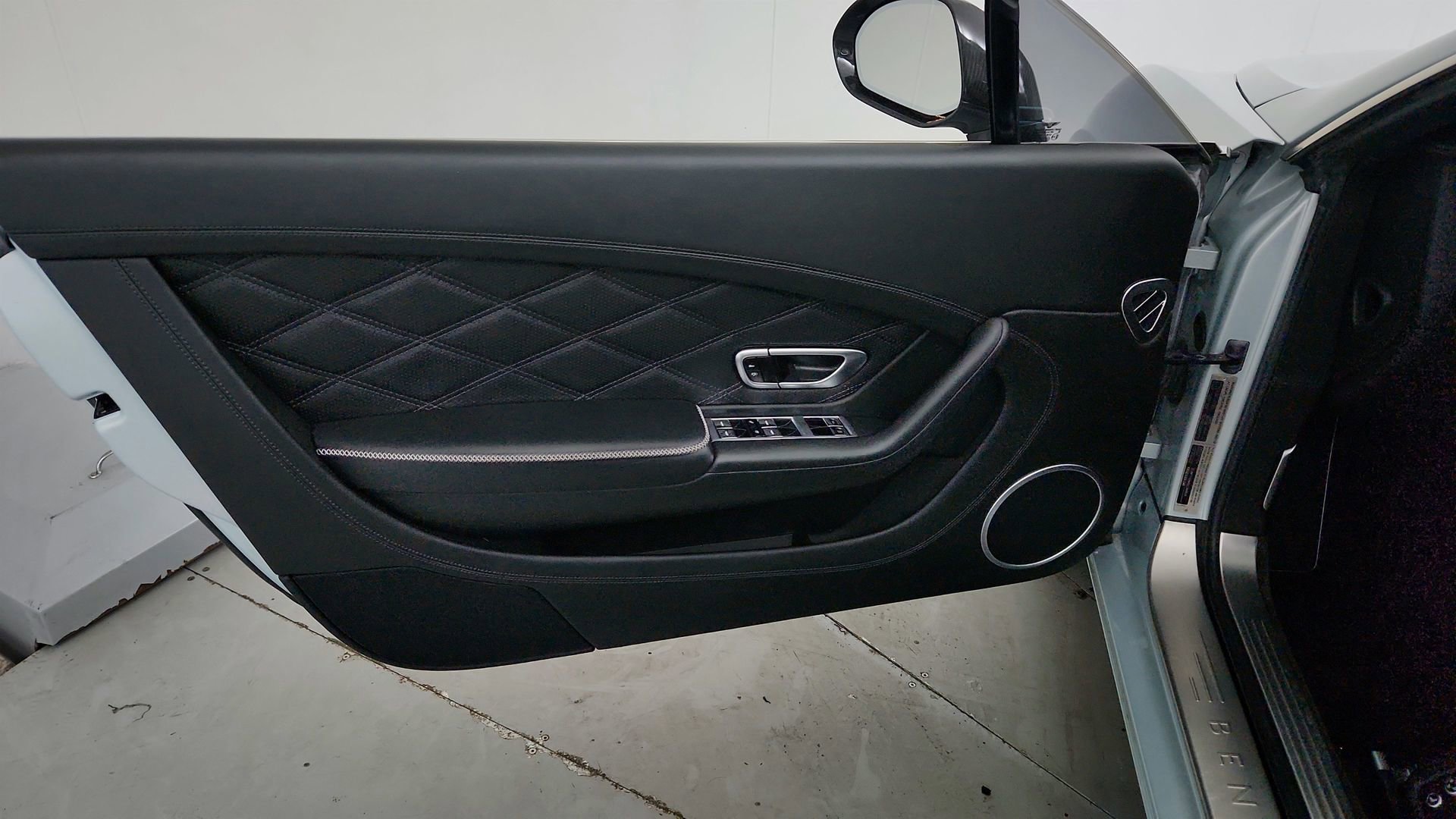 Used 2013 Bentley Continental GT AWD/4WD image 16
