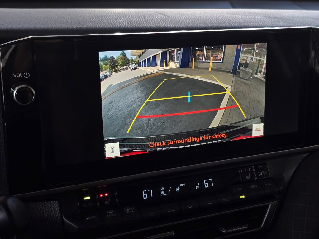 Used 2025 Toyota Camry XLE FWD image 27
