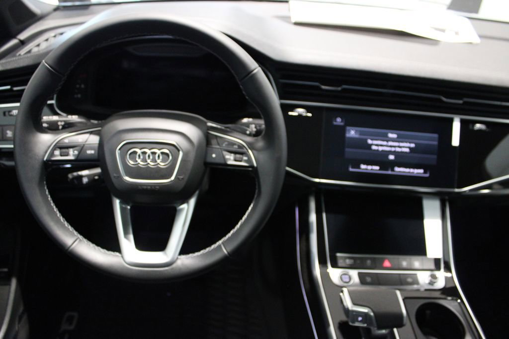 New 2026 Audi Q7 2.0T Premium image 5