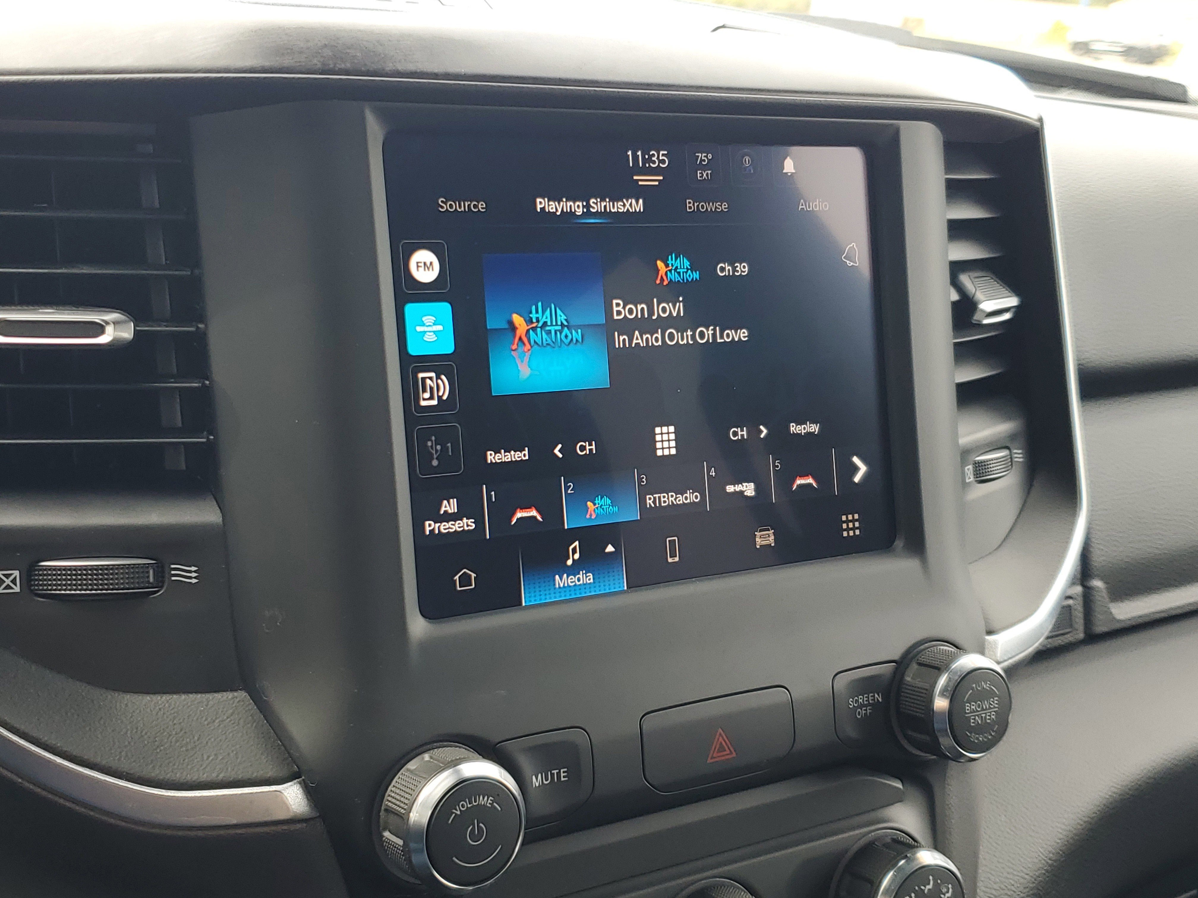 Used 2024 RAM 2500 Big Horn w/ Bed Utility Group image 16