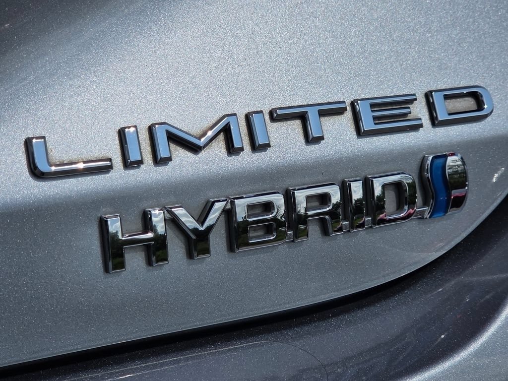 Used 2020 Toyota Avalon Limited w/ Advanced Safety Package FWD image 8