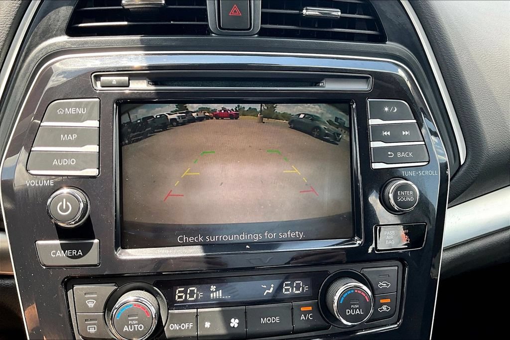 Used 2023 Nissan Maxima SL FWD image 17
