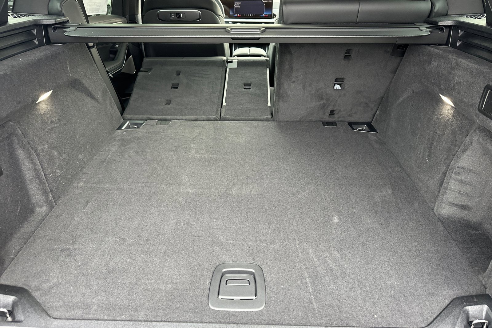 New 2026 BMW X5 xDrive40i w/ M Sport Package image 12