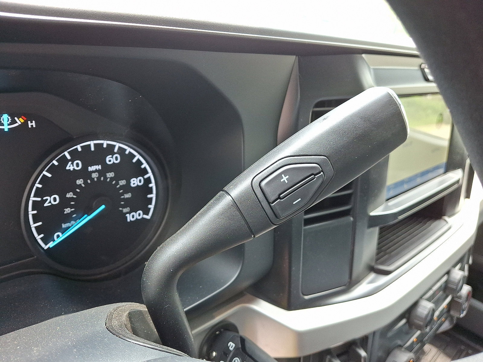 New 2025 Ford F350 XL w/ XL Chrome Package image 7