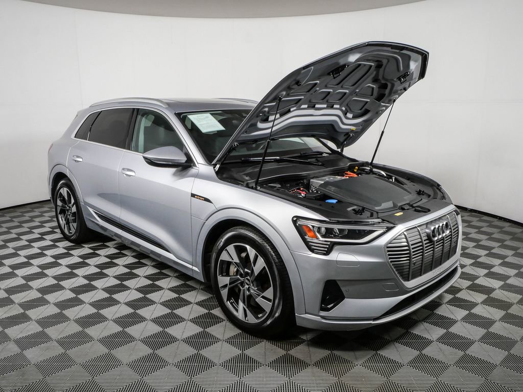 Certified 2022 Audi e-tron Premium AWD/4WD image 34