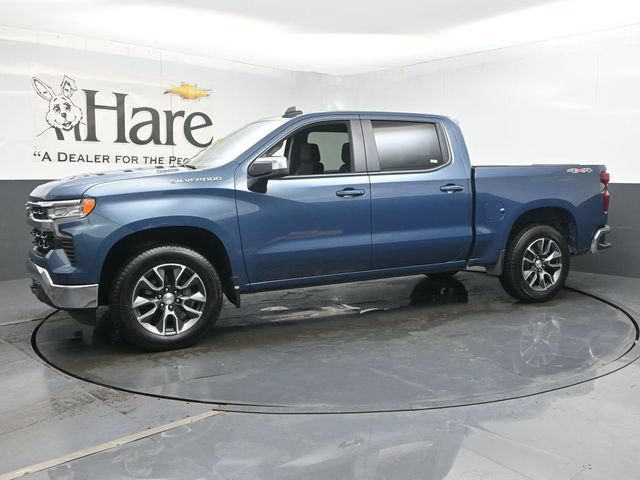 Used 2024 Chevrolet Silverado 1500 LT AWD/4WD image 32