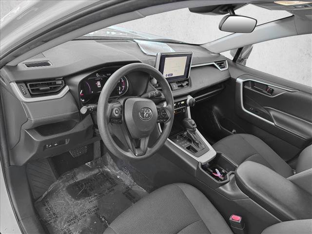 Used 2024 Toyota RAV4 LE AWD/4WD image 11
