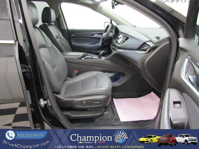 Used 2018 Buick Enclave Essence AWD/4WD image 42