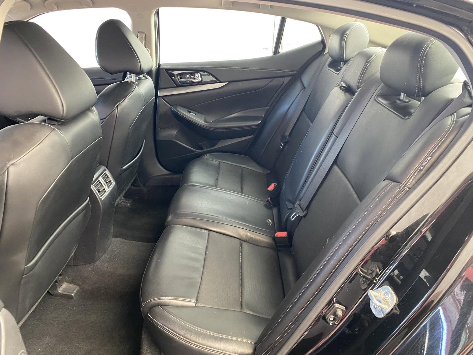 Used 2020 Nissan Maxima 3.5 SV w/ Floor Mat Group FWD image 16