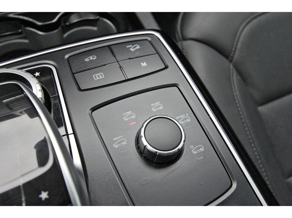 Used 2018 Mercedes-Benz GLE 43 AMG 4MATIC image 33