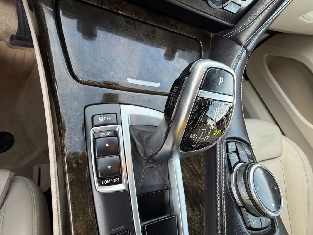 Used 2015 BMW 640i xDrive Convertible image 24