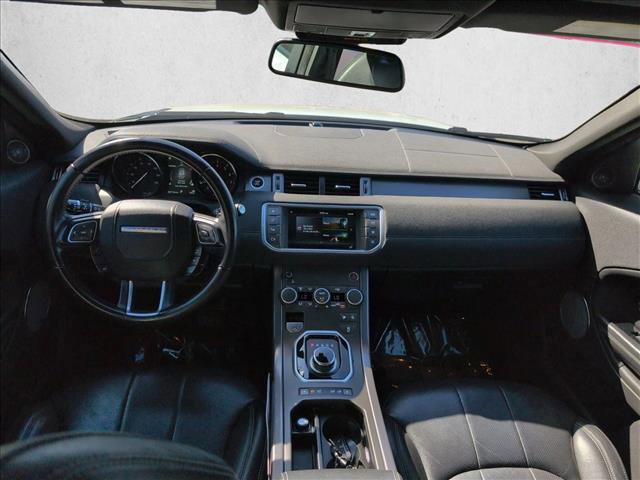 Used 2018 Land Rover Range Rover Evoque SE Premium image 19