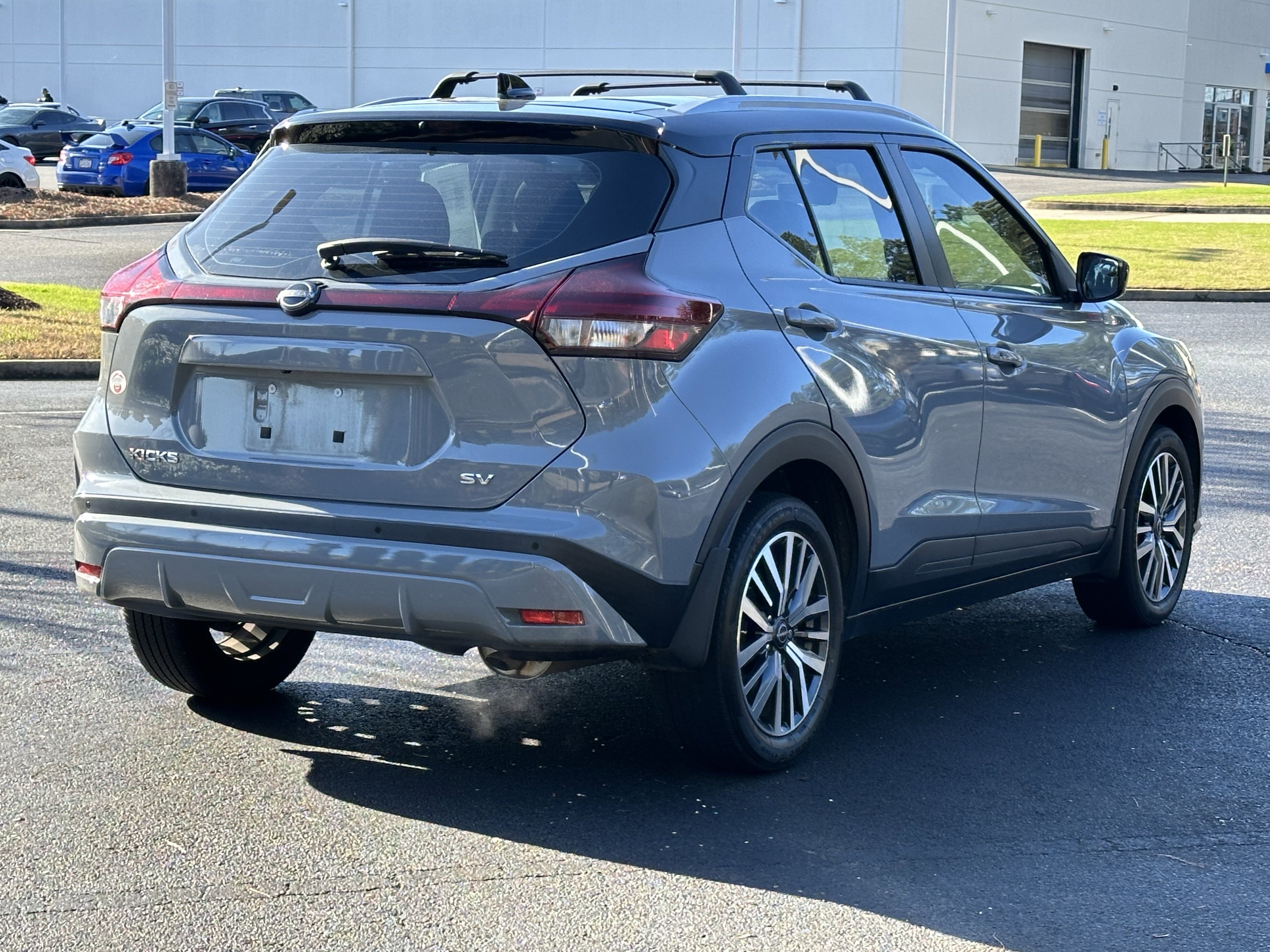 Used 2023 Nissan Kicks SV image 11