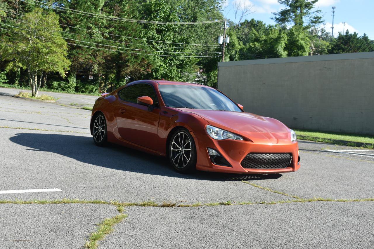 Used 2014 Scion FR-S RWD image 9