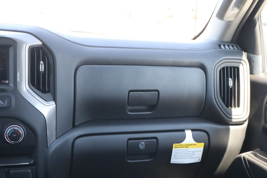 New 2026 Chevrolet Silverado 1500 Custom w/ Turbomax Blackout Package AWD/4WD image 27