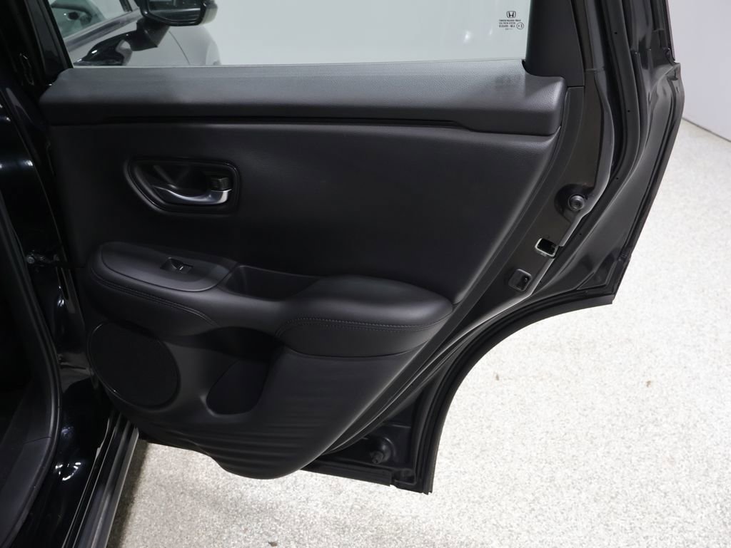 Used 2023 Honda HR-V LX image 21