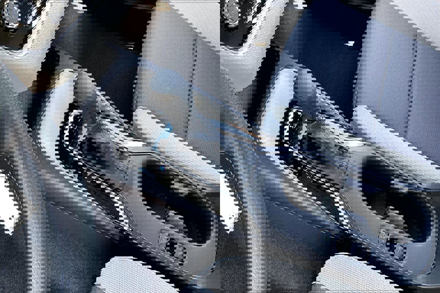 Certified 2025 Toyota Corolla LE image 16