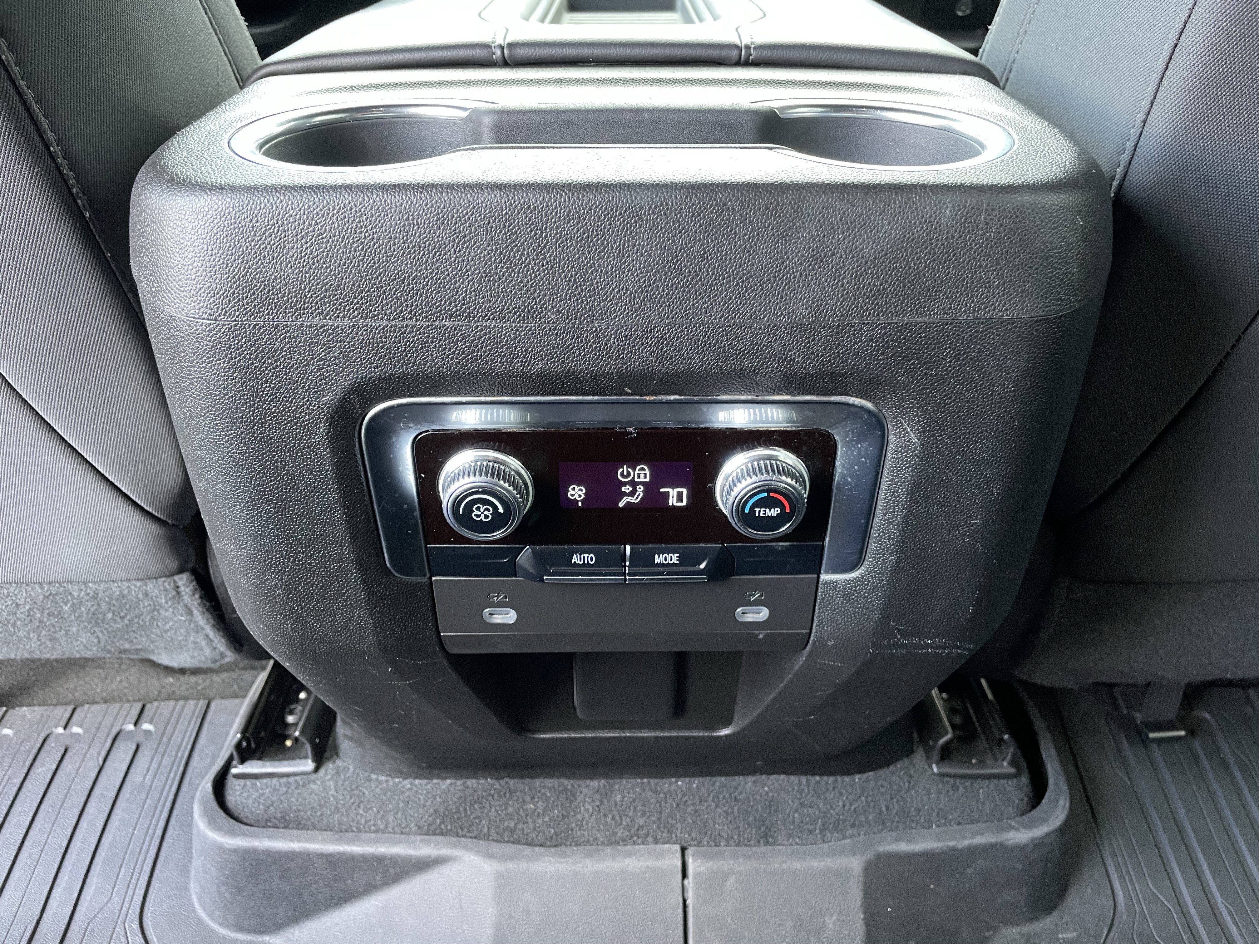 Used 2023 GMC Yukon XL SLE w/ Gmc Pro Safety Plus Package image 25