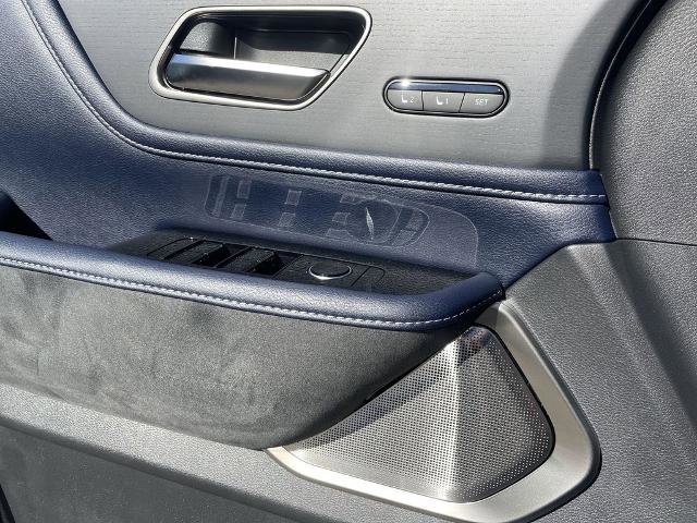 Certified 2026 INFINITI QX80 4WD w/ Sport Exterior Package image 28