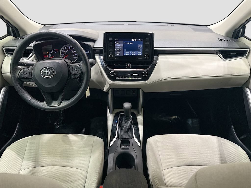 Used 2022 Toyota Corolla Cross L image 24
