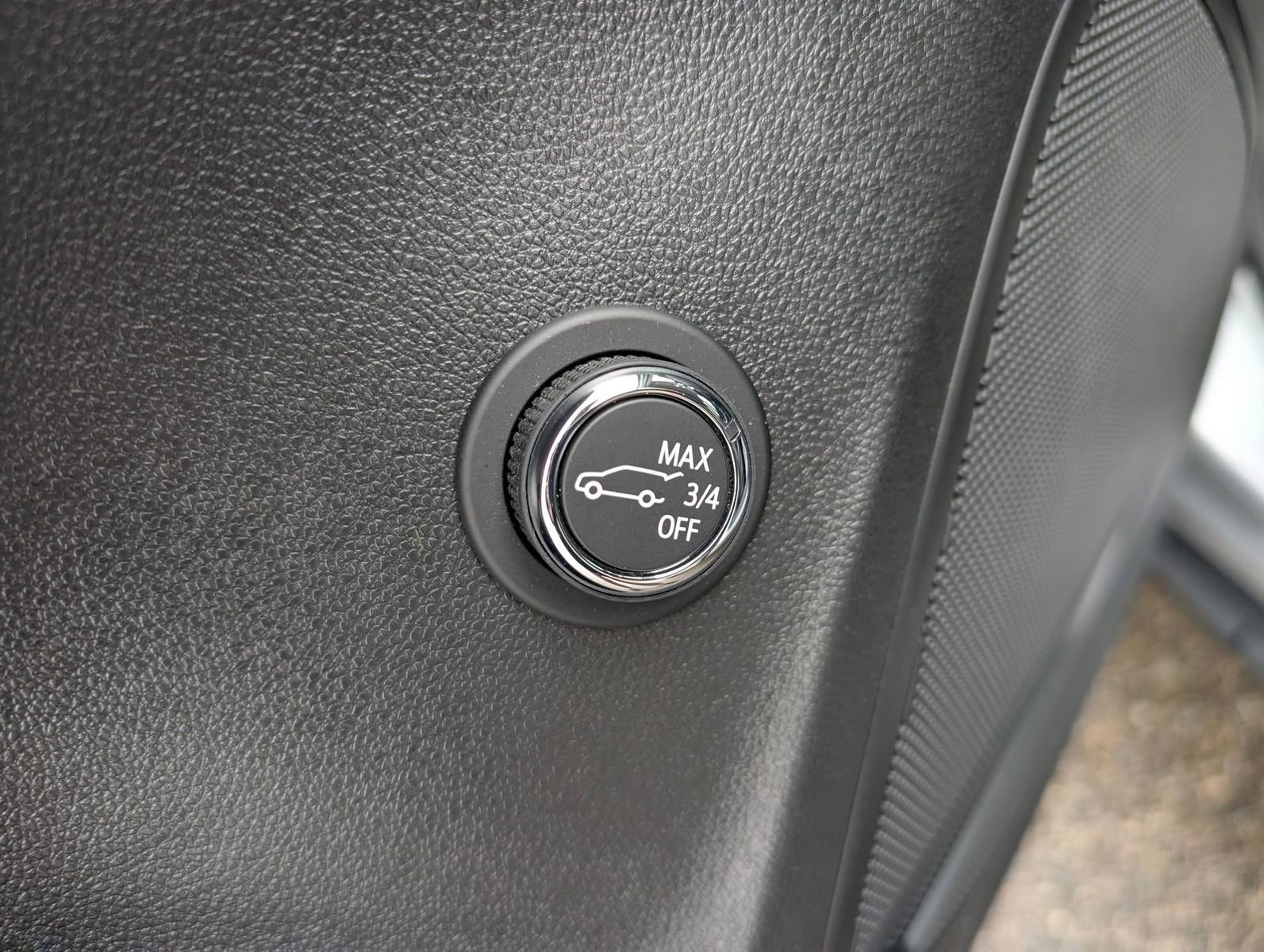 Used 2023 Buick Envision Preferred image 9