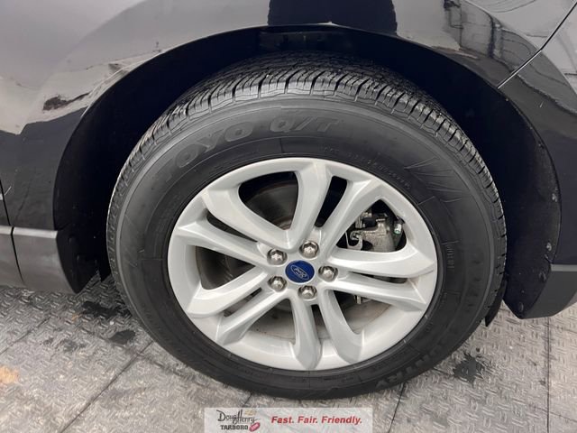 Used 2020 Ford Edge SEL w/ Convenience Package image 17